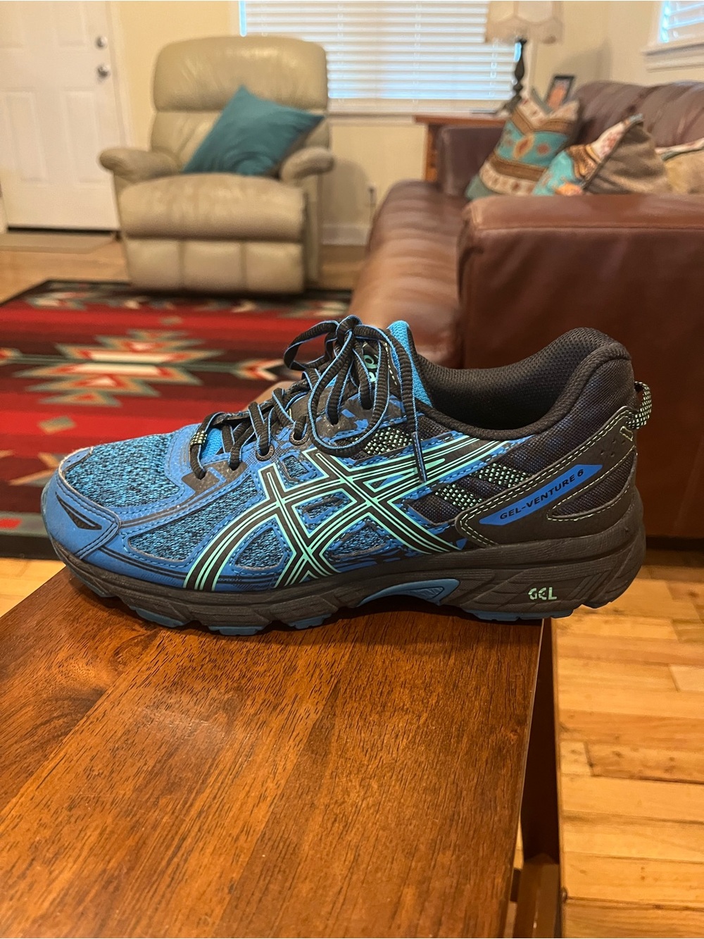 Asics Gel-Venture 6 Women’s Athletic Shoe - size 9 Blue/Teal/Black